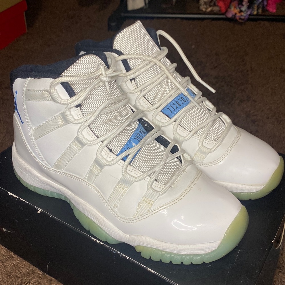 Air Jordan 11 Retro ‘Legend Blue’ 2014 378037-117; sz 5Y (big kids); Women’s 7